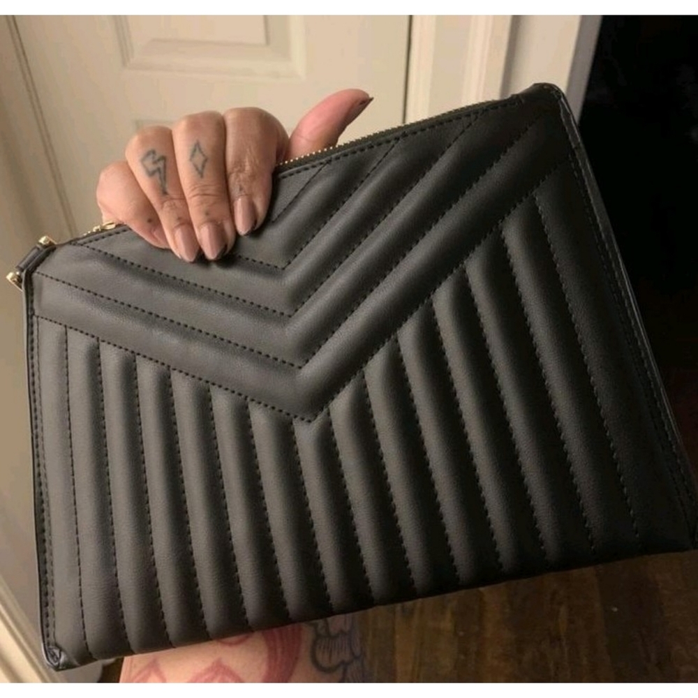 A New Day Large Quilted Wristlet Black